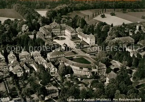 AK / Ansichtskarte Arolsen Bad Residenzschloss Fliegeraufnahme Kat. Bad Arolsen