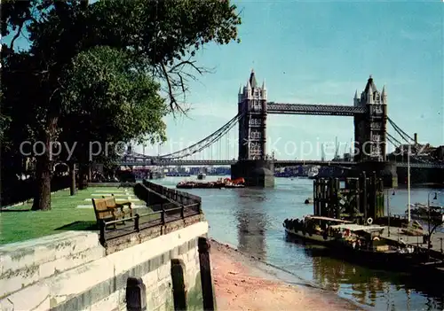 AK / Ansichtskarte London Tower Bridge Kat. City of London