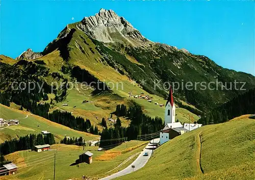AK / Ansichtskarte Warth Vorarlberg mit Kirche und Biberkopf Kat. Warth
