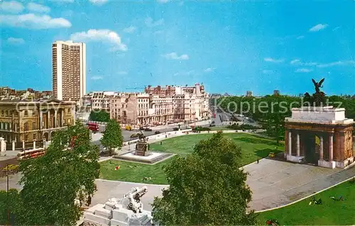 AK / Ansichtskarte London Hyde Park Corner and Hilton Hotel Monument Kat. City of London