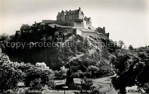 AK / Ansichtskarte Edinburgh Castle from Princes Street Kat. Edinburgh