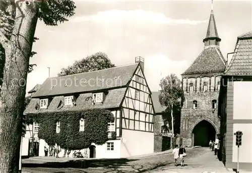 AK / Ansichtskarte Stralsund Mecklenburg Vorpommern Kuetertor Jugendherberge Kat. Stralsund