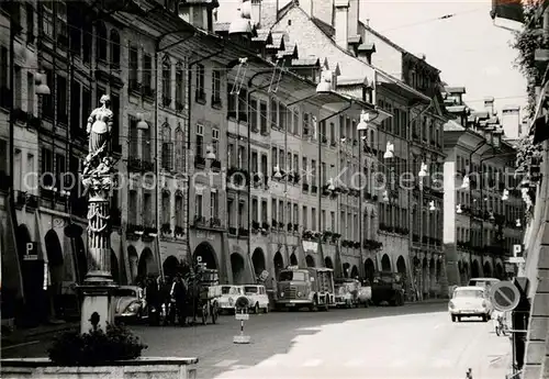 AK / Ansichtskarte Bern BE Brunnen Strassenpartie Kat. Bern