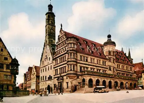 AK / Ansichtskarte Rothenburg Tauber Rathaus und St Georgsbrunnen Kat. Rothenburg ob der Tauber
