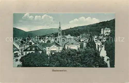 AK / Ansichtskarte Badenweiler Ortsansicht mit Kirche Kat. Badenweiler