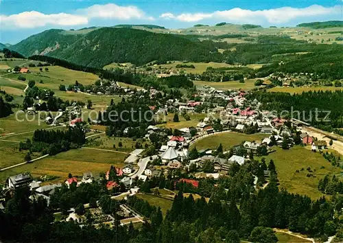 AK / Ansichtskarte Hinterzarten Fliegeraufnahme Kat. Hinterzarten