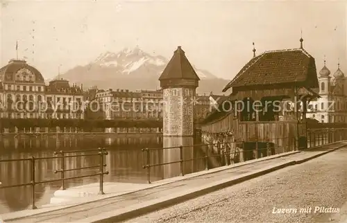 AK / Ansichtskarte Luzern LU Holzbruecke mit Pilatus Kat. Luzern