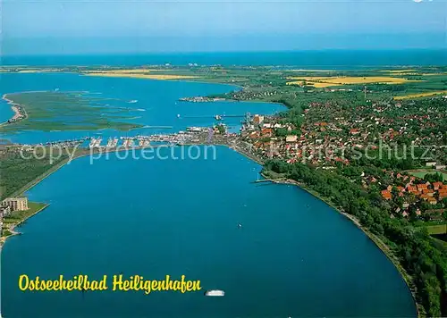 AK / Ansichtskarte Heiligenhafen Ostseebad Fliegeraufnahme Kat. Heiligenhafen