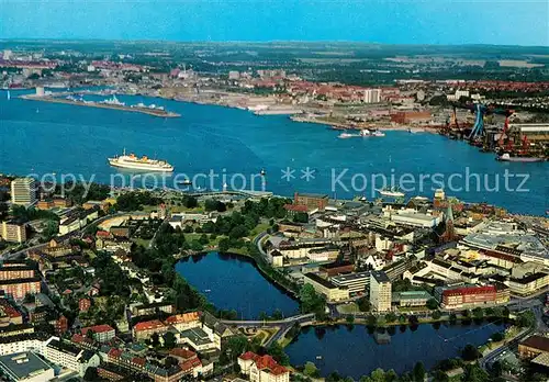 AK / Ansichtskarte Kiel Fliegeraufnahme Kat. Kiel