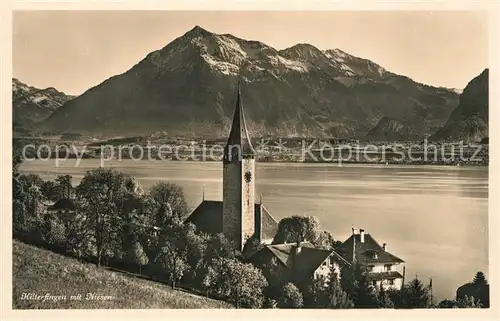 AK / Ansichtskarte Hilterfingen Thunersee Kirchenpartie mit Niesen