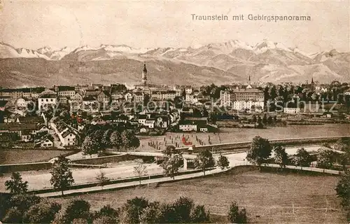 AK / Ansichtskarte Traunstein Oberbayern mit Gebirgspanorama Kat. Traunstein