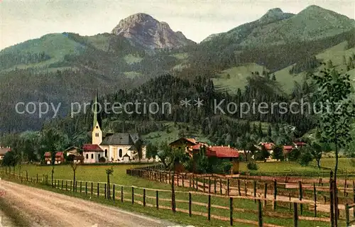 AK / Ansichtskarte Bayrischzell Ortsansicht mit Wendelstein Mangfallgebirge Kat. Bayrischzell
