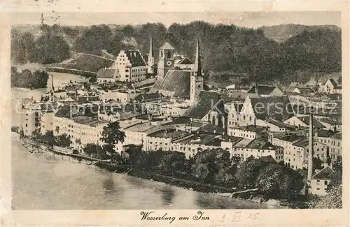 AK / Ansichtskarte Wasserburg Inn Stadtbild mit Kirche Kat. Wasserburg a.Inn