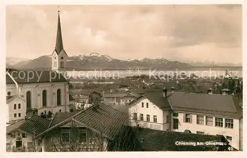 AK / Ansichtskarte Chieming Chiemsee Ortsansicht mit Kirche Alpenblick Kat. Chieming
