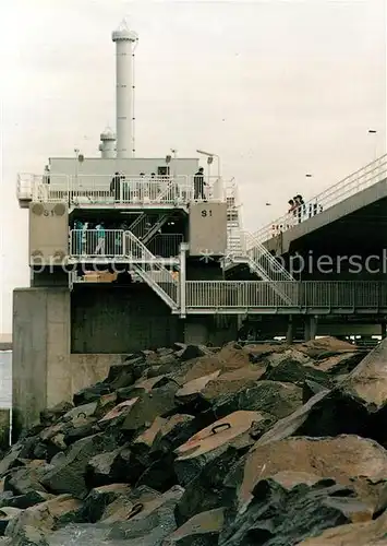 AK / Ansichtskarte Zeeland Niederlande Een van de pijlers in de Oosterscheldekering Kat. Niederlande