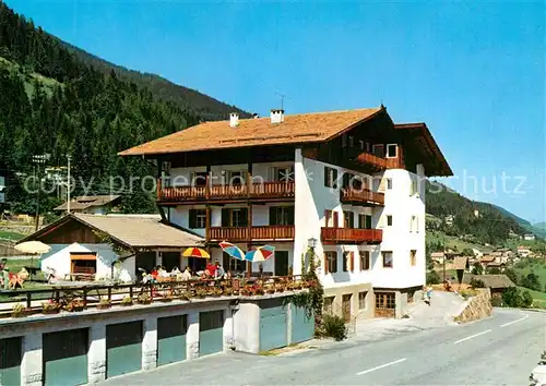 AK / Ansichtskarte St Walburg Suedtirol Kreuzwirt  Kat. Italien