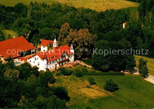 AK / Ansichtskarte Vilshofen Donau Gaestehaus Gut Frauendorf Fliegeraufnahme Kat. Vilshofen an der Donau