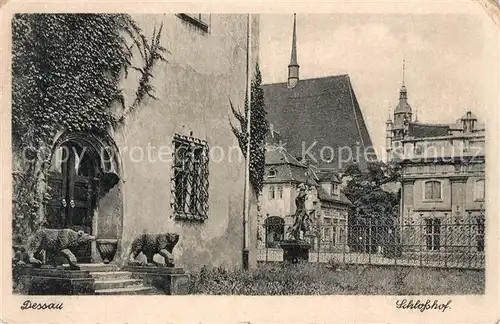 AK / Ansichtskarte Dessau Rosslau Schlosshof Kat. Dessau Rosslau