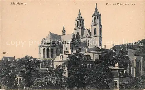 AK / Ansichtskarte Magdeburg Dom mit Praesidialgebaeude Kat. Magdeburg