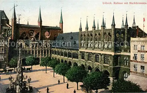 AK / Ansichtskarte Luebeck Rathaus mit Marktbrunnen Kat. Luebeck