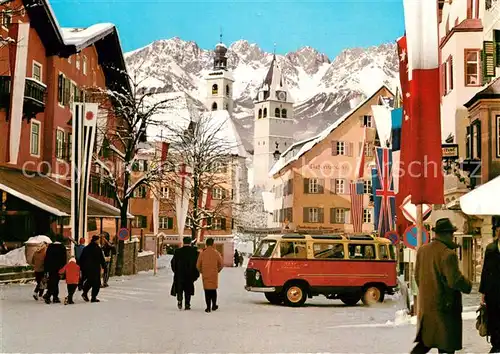 AK / Ansichtskarte Kitzbuehel Tirol Strassenpartie und Wilder Kaiser Kat. Kitzbuehel