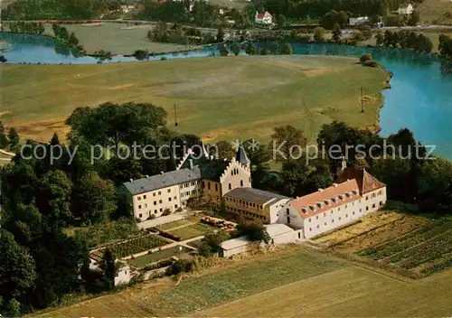 AK / Ansichtskarte Regenstauf Schloss Spindlhof Fliegeraufnahme Kat. Regenstauf