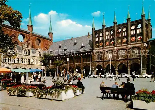 AK / Ansichtskarte Luebeck Rathaus mit Marktplatz Kat. Luebeck