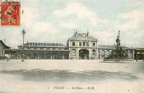 AK / Ansichtskarte Vichy Allier La Gare Monument Kat. Vichy