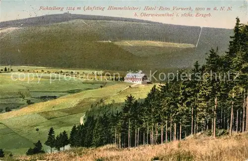 AK / Ansichtskarte Oberwiesenthal Erzgebirge Panorama mit Blick zum Fichtelberg Hotel Rotes Vorwerk Kat. Oberwiesenthal