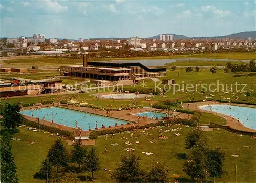 AK / Ansichtskarte Giessen Lahn Freischwimmbad Hallenbad Kat. Giessen