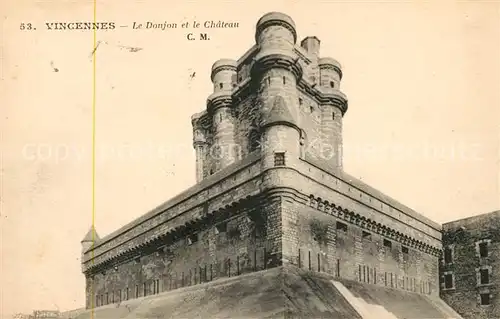 AK / Ansichtskarte Vincennes Le Donjon et le Chateau Kat. Vincennes