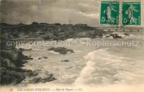 AK / Ansichtskarte Les Sables d Olonne Effet de Vagues Kat. Les Sables d Olonne