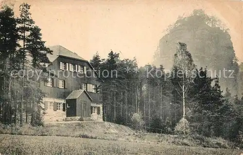 AK / Ansichtskarte Schoena Bad Schandau Naturfreundehaus am Zirkelstein Elbsandsteingebirge