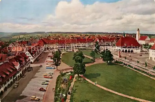 AK / Ansichtskarte Freudenstadt Unterer Markt mit Stadt und Rathaus Kat. Freudenstadt