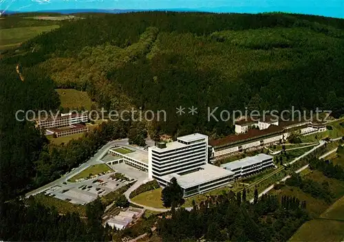 AK / Ansichtskarte Hoexter Weser Fliegeraufnahme Weserbergland Klinik Kat. Hoexter