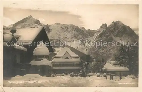 AK / Ansichtskarte Garmisch Partenkirchen Marktplatz im Winter Kat. Garmisch Partenkirchen