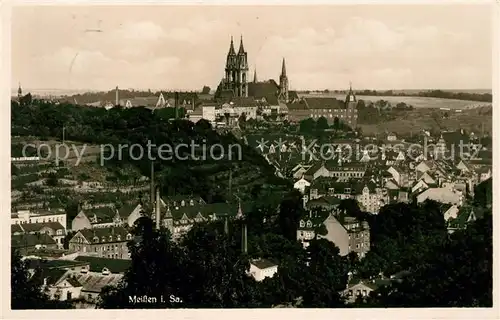 AK / Ansichtskarte Meissen Elbe Sachsen Stadtpanorama mit Albrechtsburg und Dom Kat. Meissen