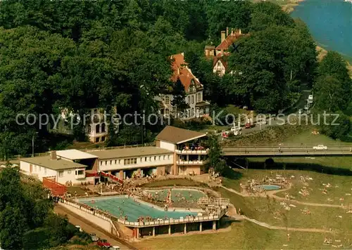 AK / Ansichtskarte Weserbergland Fliegeraufnahme Mineralschwimmbad