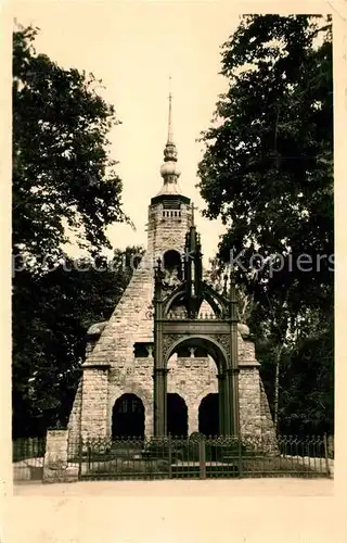 AK / Ansichtskarte Luetzen Gustav Adolf Kapelle mit Denkmal Handabzug Kat. Luetzen