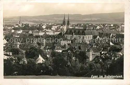 AK / Ansichtskarte Eger Tschechien Stadtbild mit Kirche