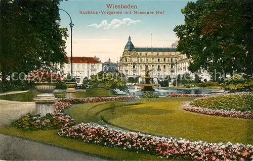 AK / Ansichtskarte Wiesbaden Kurhaus Vorgarten mit Nassauer Hof Kat. Wiesbaden