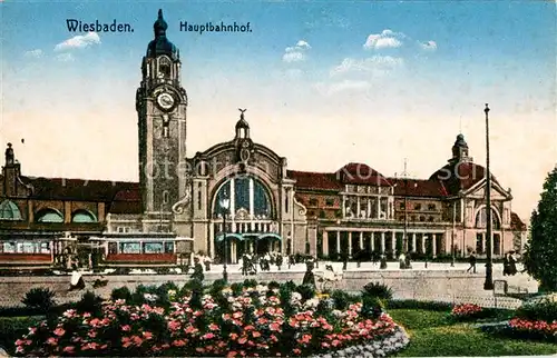 AK / Ansichtskarte Wiesbaden Hauptbahnhof Kat. Wiesbaden