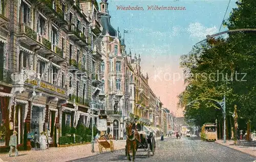 AK / Ansichtskarte Wiesbaden Wilhelmstrasse Pferdekutsche Strassenbahn Kat. Wiesbaden