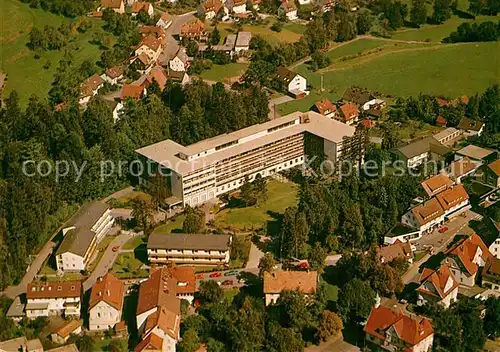 AK / Ansichtskarte Schoemberg Schwarzwald Kurklinik der BfA Fliegeraufnahme Kat. Schoemberg