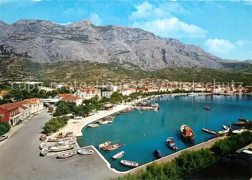 AK / Ansichtskarte Makarska Dalmatien Panorama Bootshafen Kat. Kroatien
