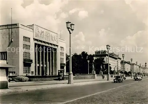 AK / Ansichtskarte Berlin Stalinallee Zentraler Klub der Jugend und der Sportler Kat. Berlin