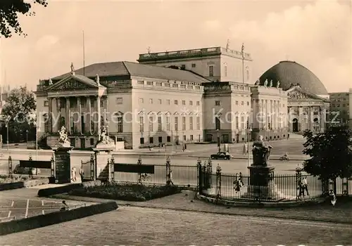 AK / Ansichtskarte Berlin Deutsche Staatsoper Kat. Berlin