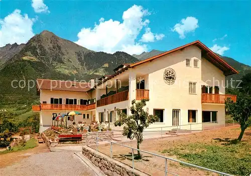 AK / Ansichtskarte Dorf Tirol Naturfreunde Haus Kat. Tirolo