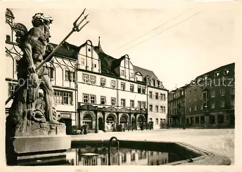 AK / Ansichtskarte Weimar Thueringen Marktplatz Cranachhaeuser Kat. Weimar