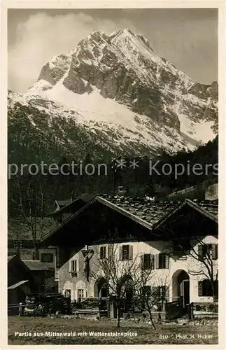 AK / Ansichtskarte Mittenwald Bayern mit Wettersteinspitze Serie Deutsche Heimatbilder Kranzplatte Kat. Mittenwald